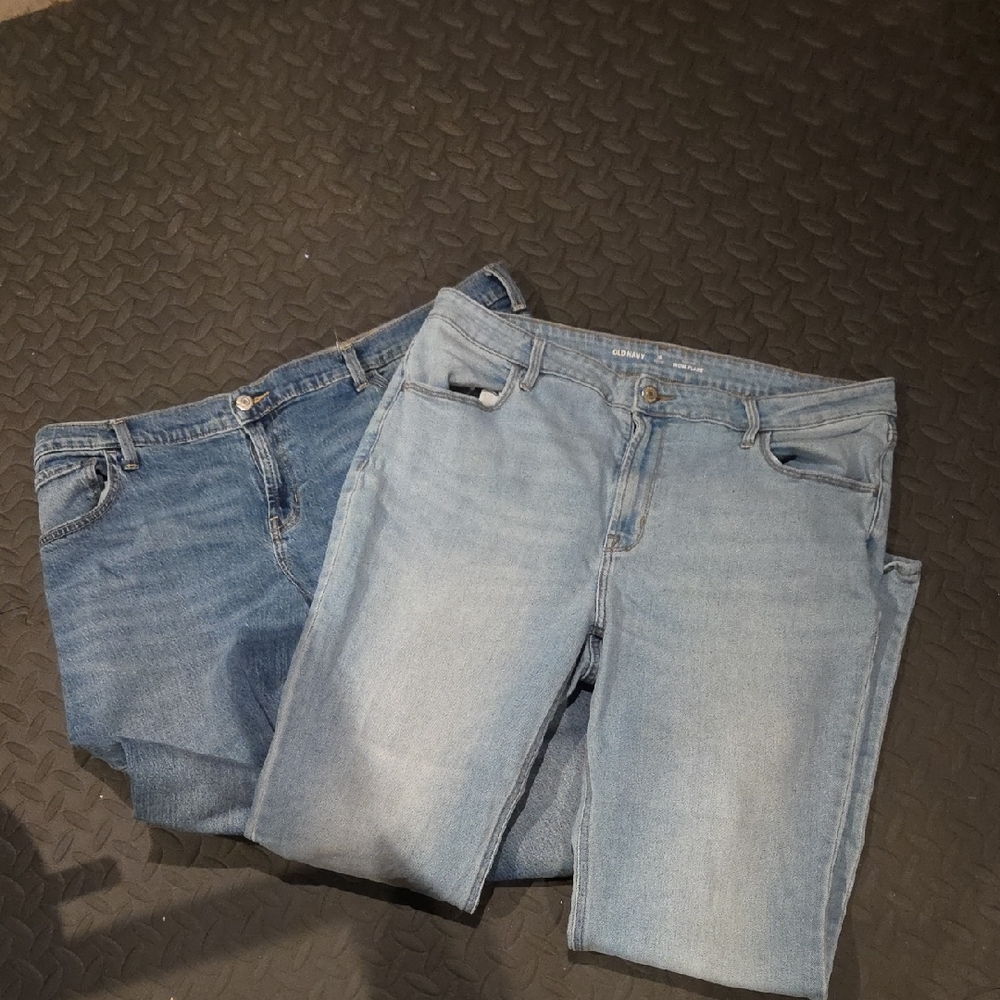 Old Navy Women's Straight Leg and Flare Jeans - Light and Medium Blue